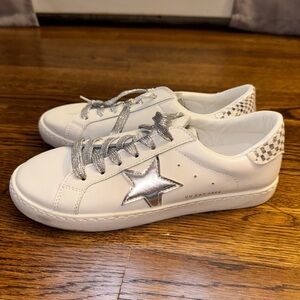 Vintage Havana Sneakers - 7